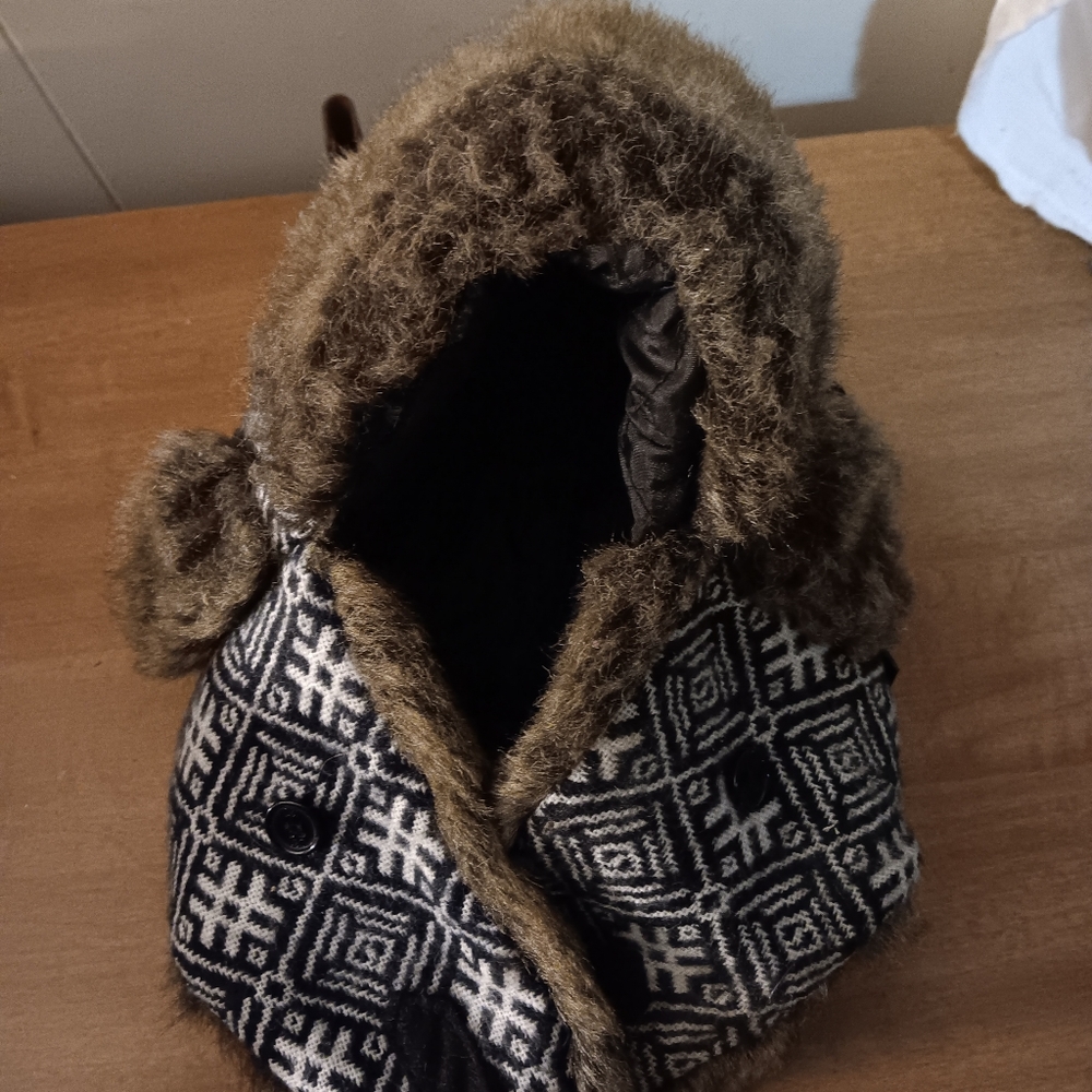 Trapper hat - Picture 4 of 5